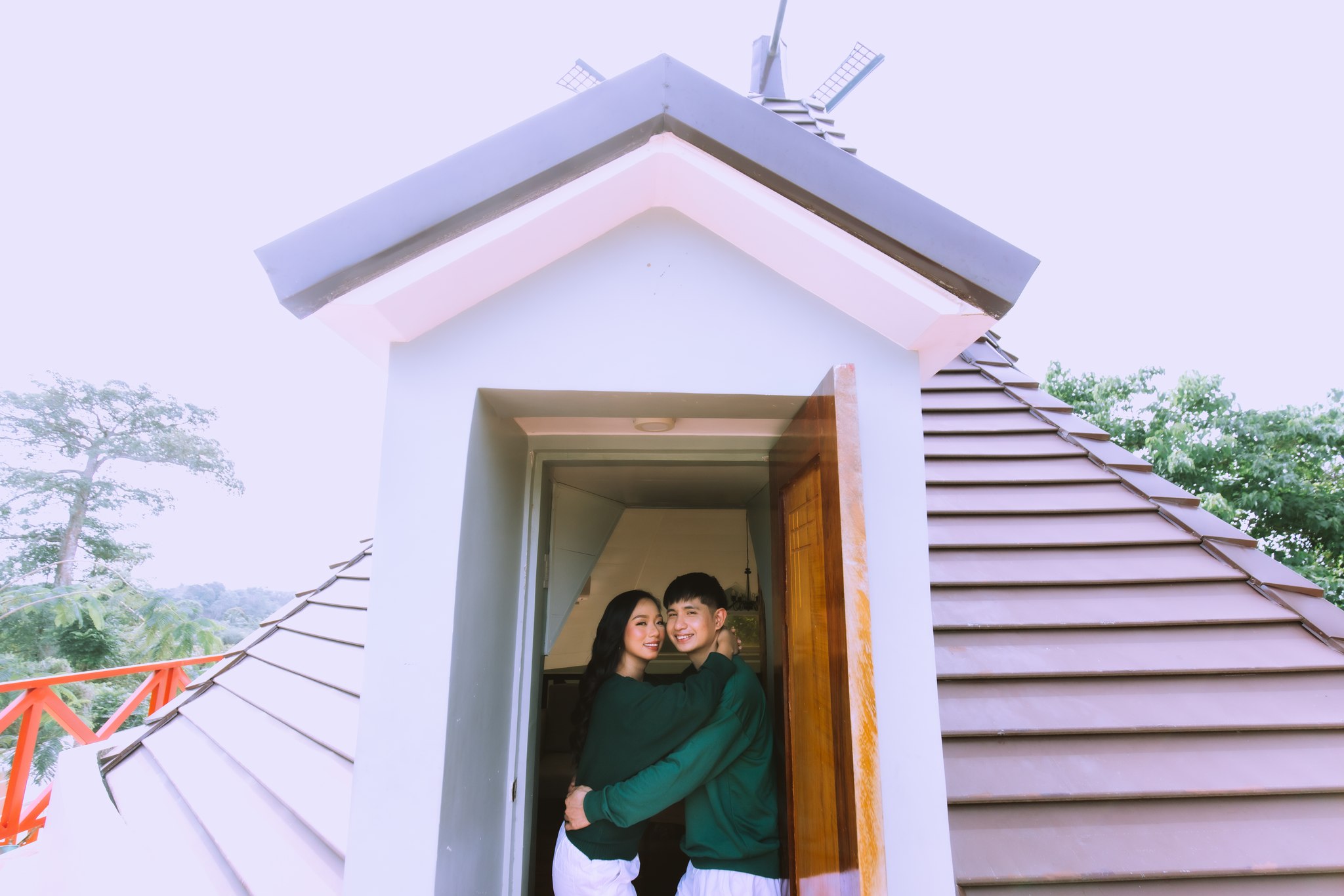 Paperson & Alyssa photo